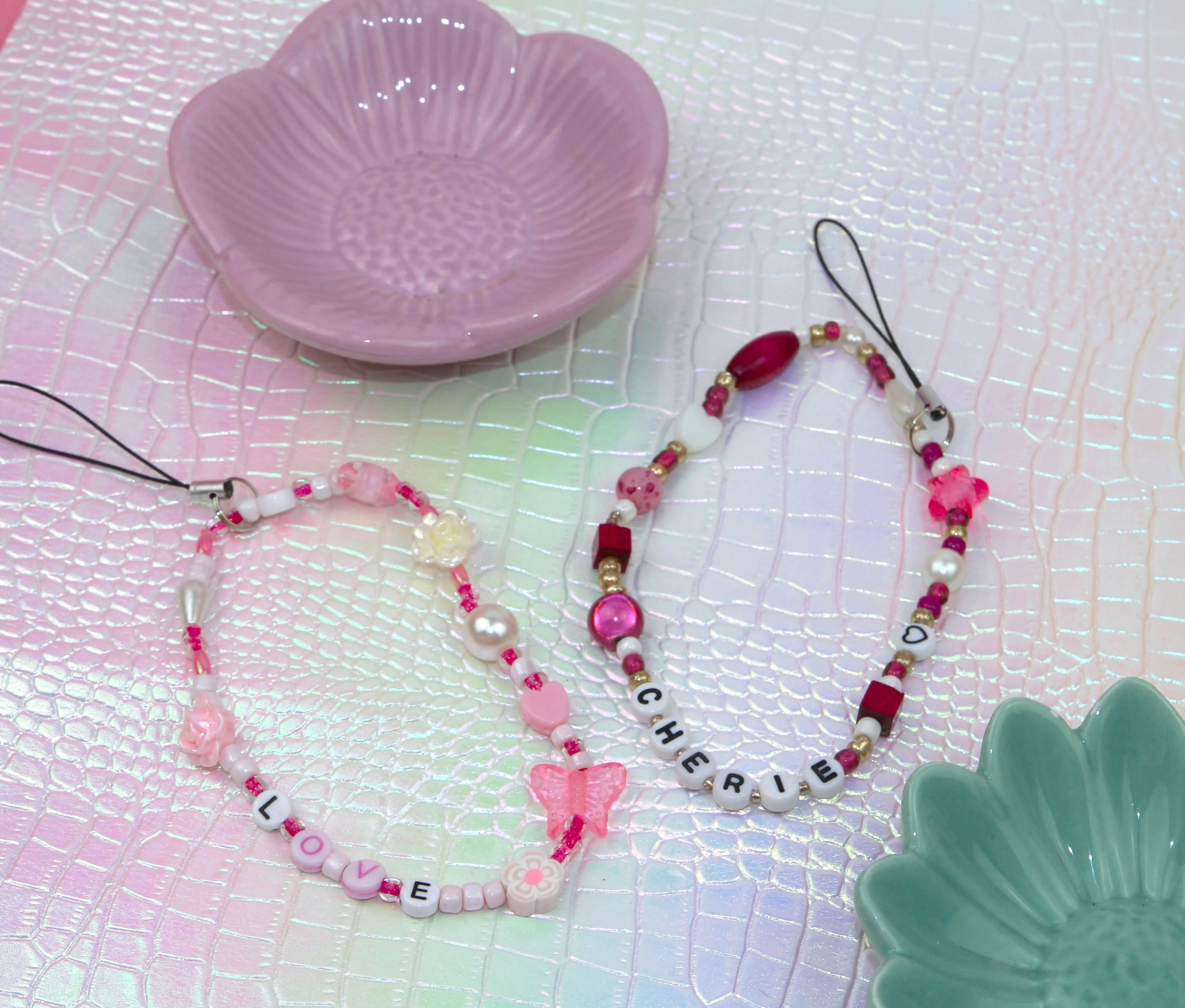 Bijou de Téléphone Y2K en Perles – Modèle Unique Fait Main