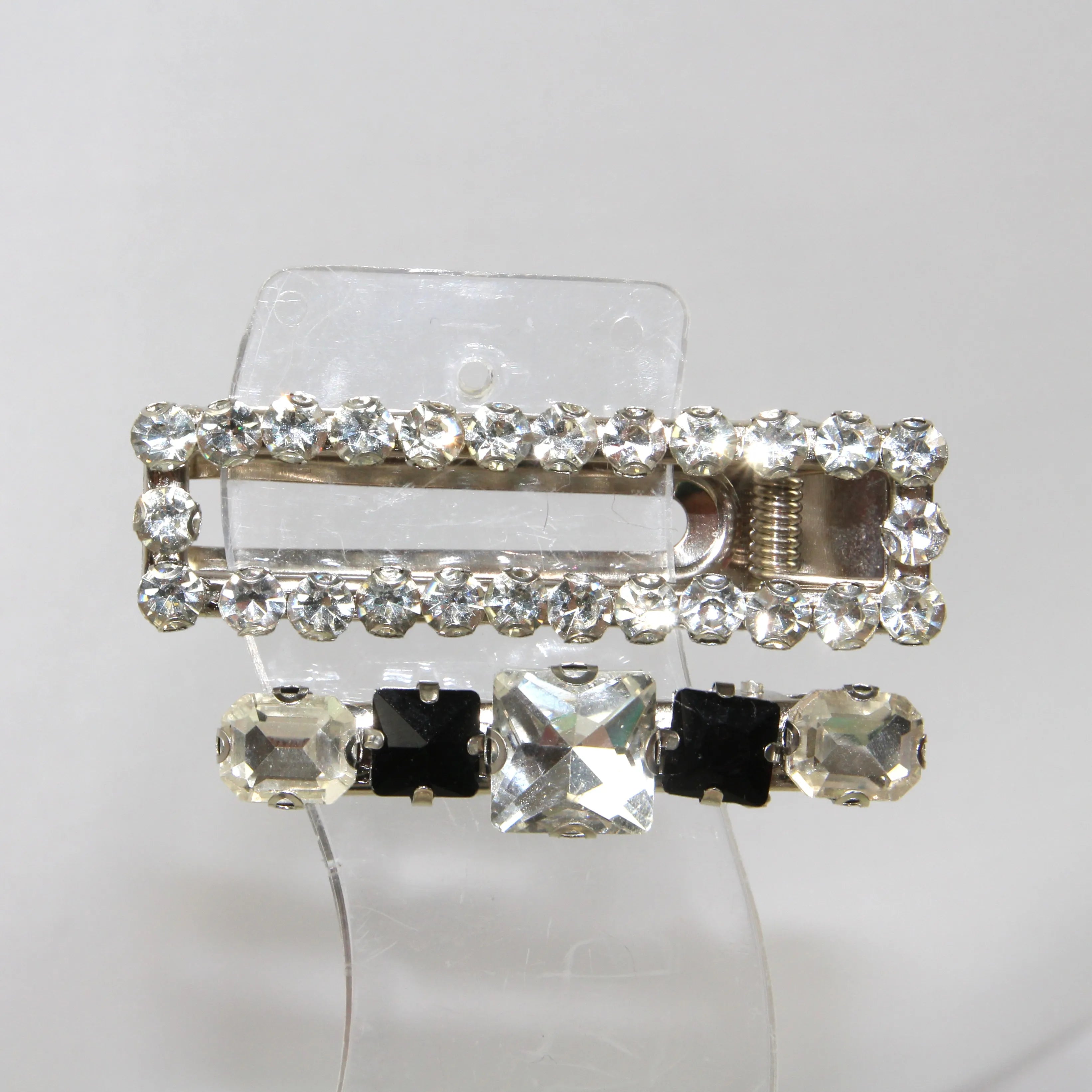 Duo de Barrettes à Strass en Verre – L'Éclat en Paire