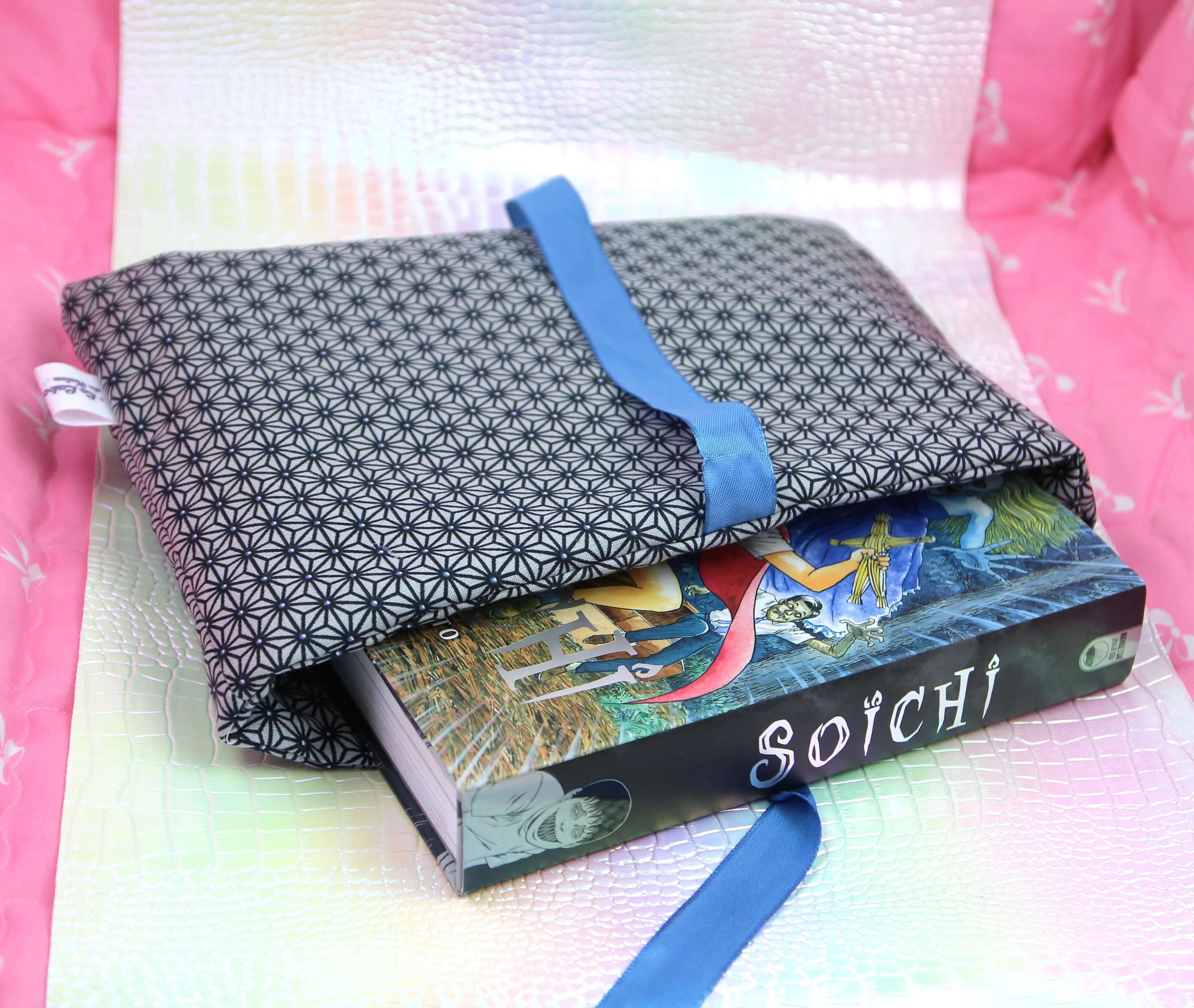 Grande Pochette à livres et Romans Brochés - Tissu de seconde main