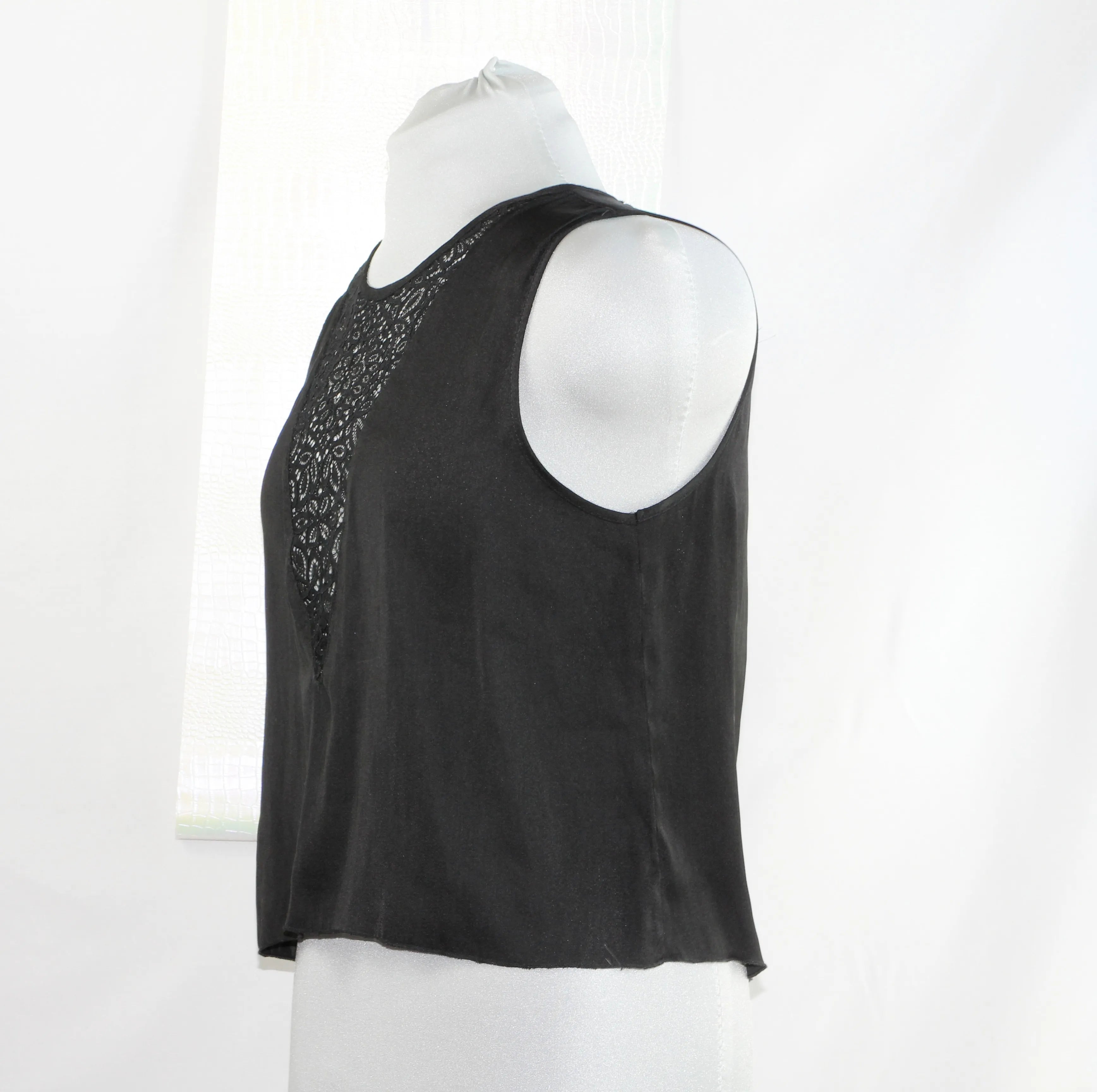 Top Noir Fluide  "Dark Lace"