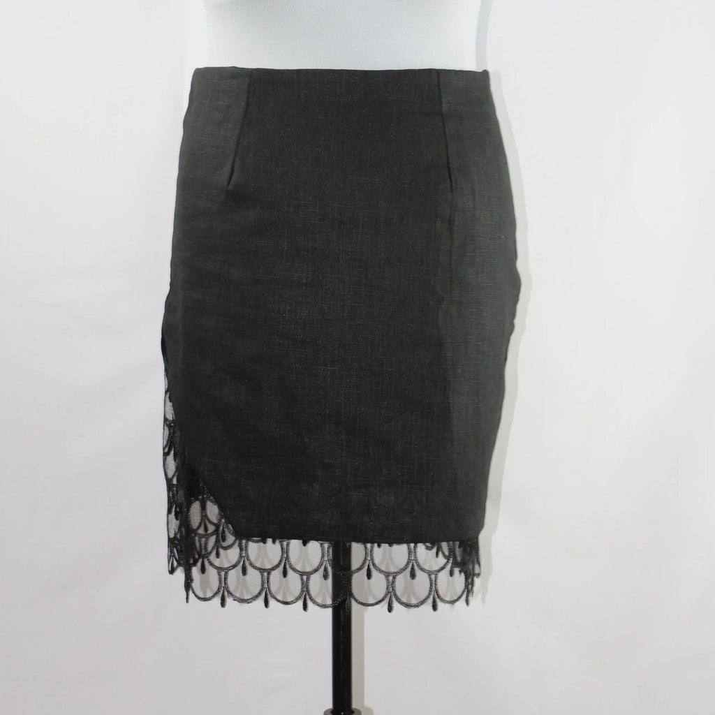 Jupe Droite "Éclat Noir" – Lin & Résille Couture