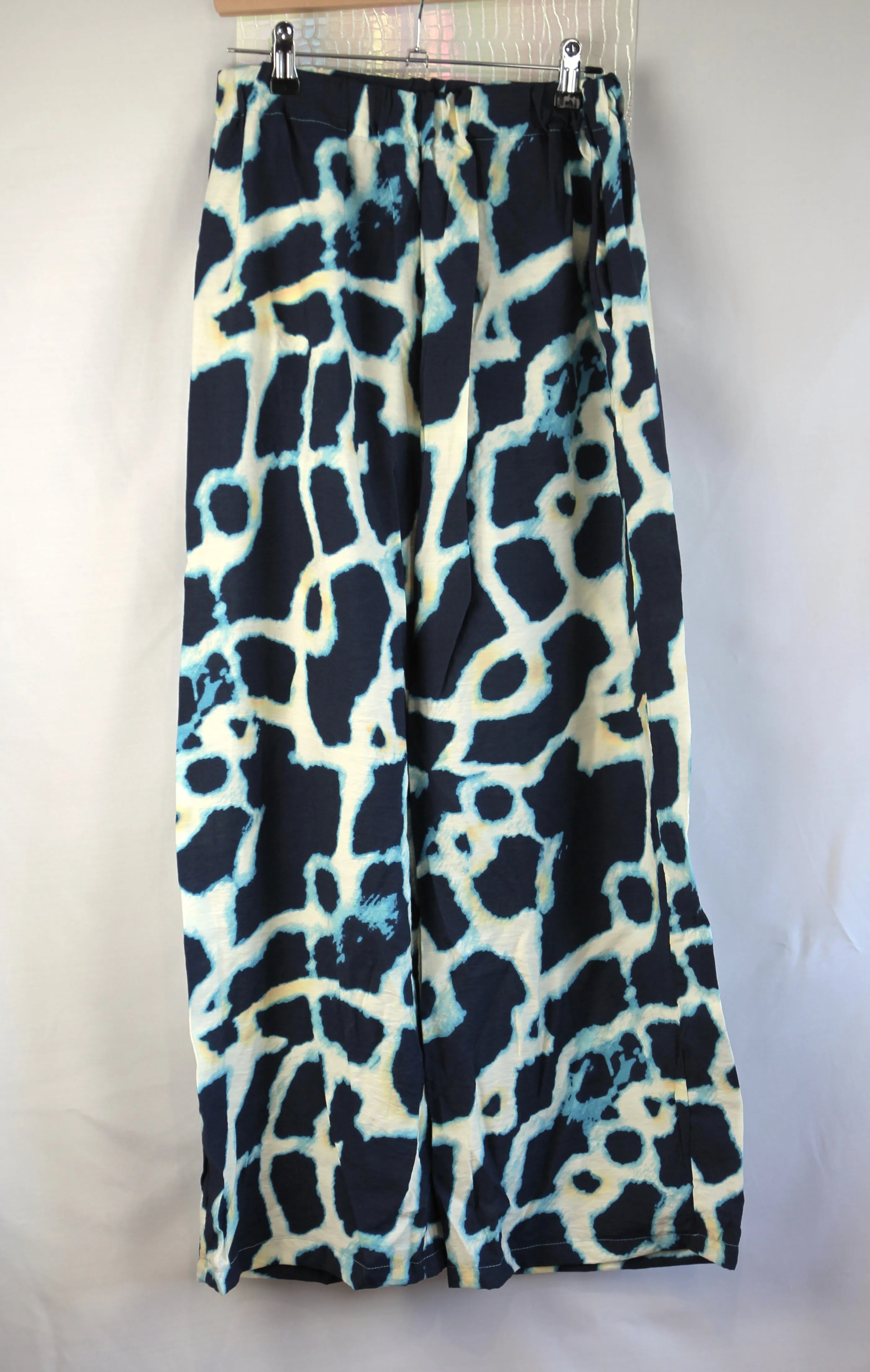 Pantalon fluide motif graphique