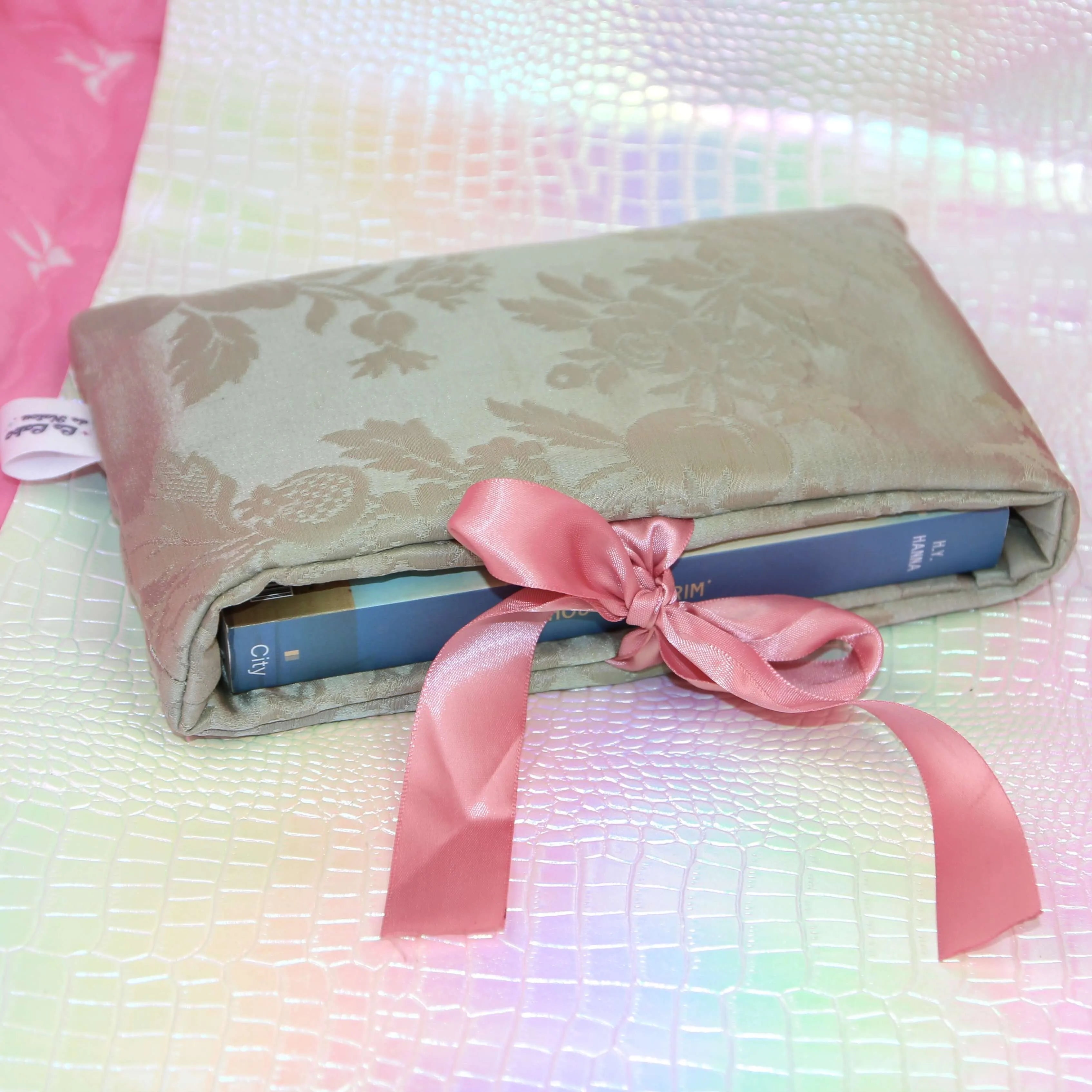 Duo Lecture : Pochette Manga ou poche & Chouchou assorti