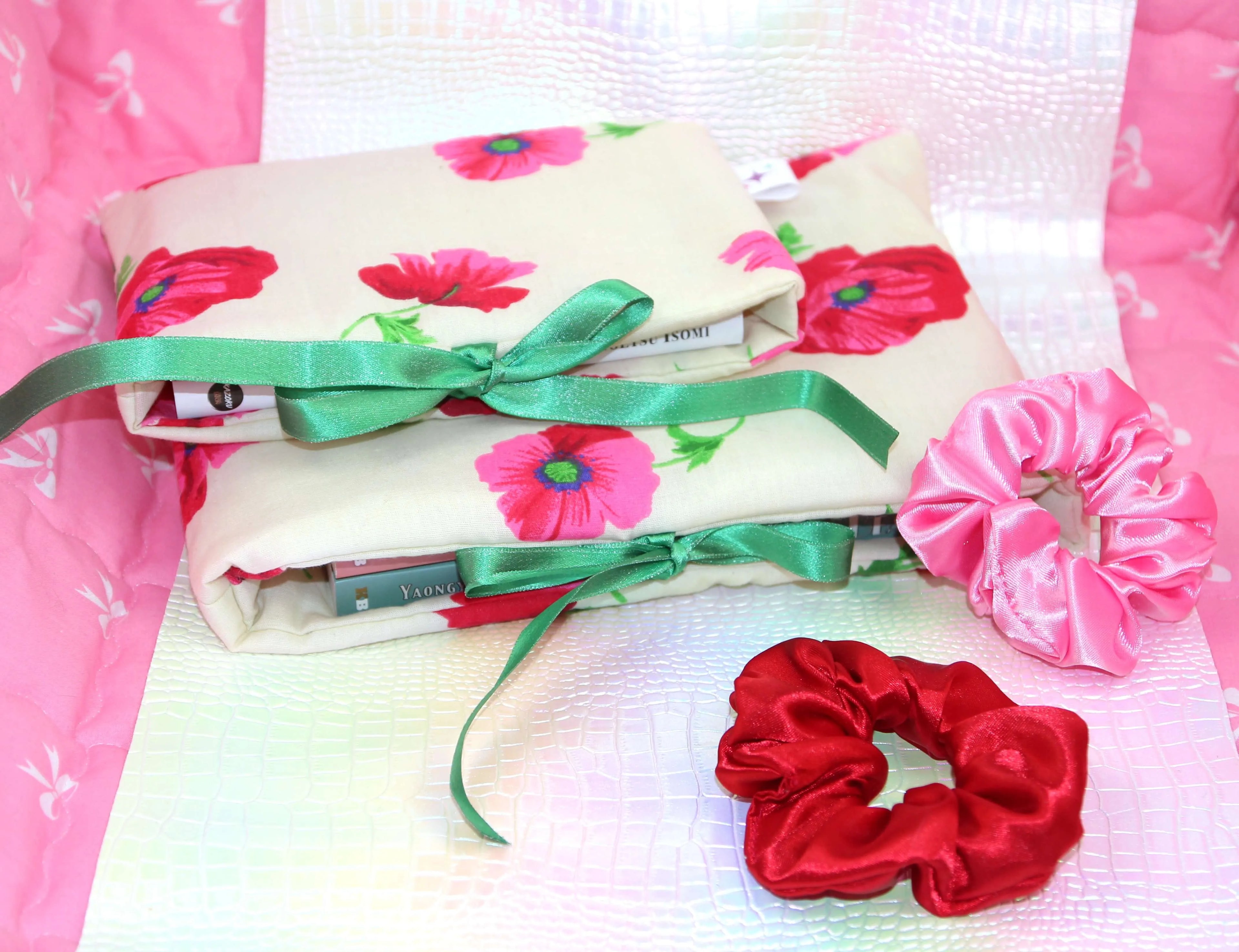 Pochette à livre Manga et Roman de Poche - Tissu Upcyclé