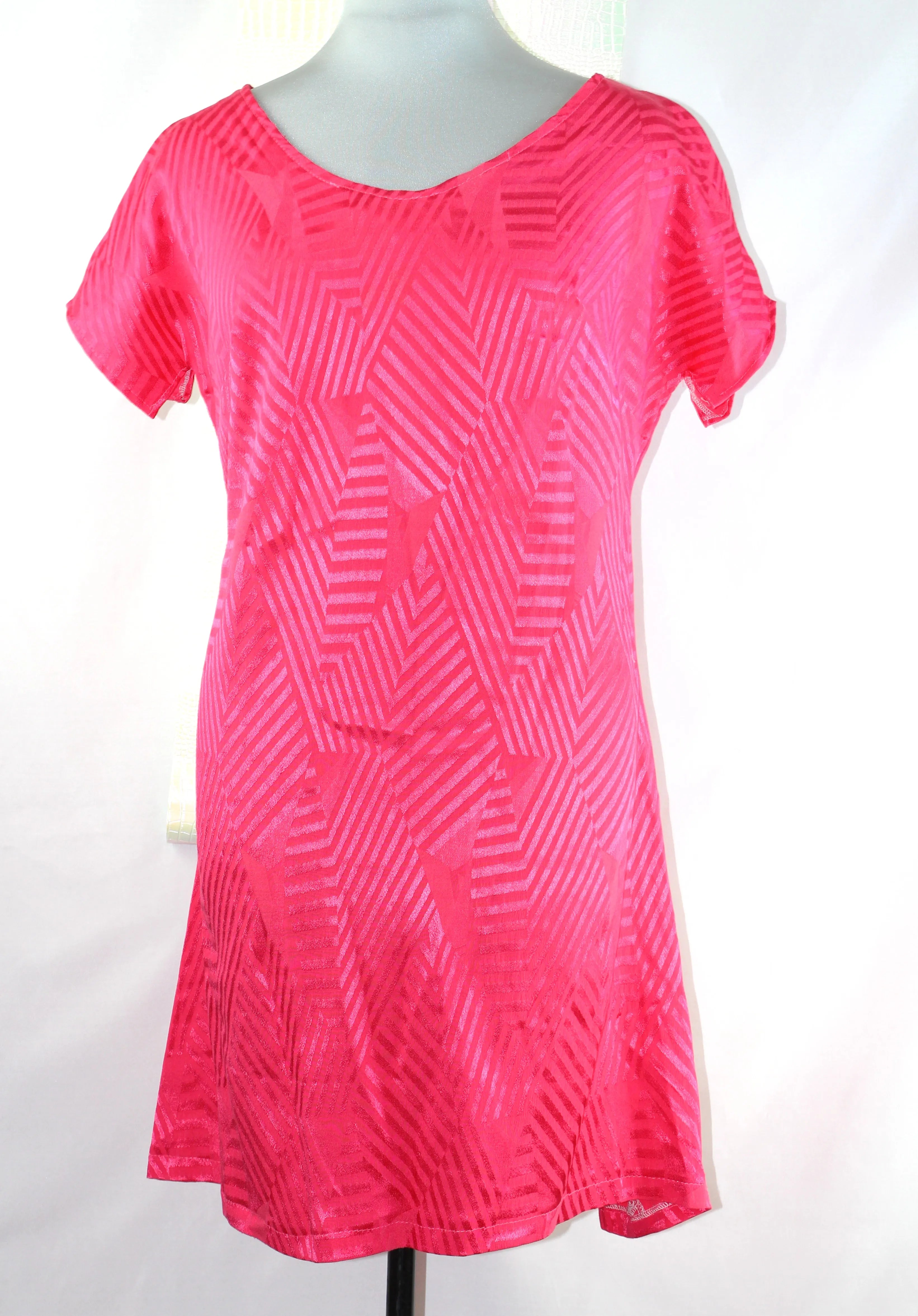 Robe Courte Dos Nu "Fuchsia Vintage 90s"