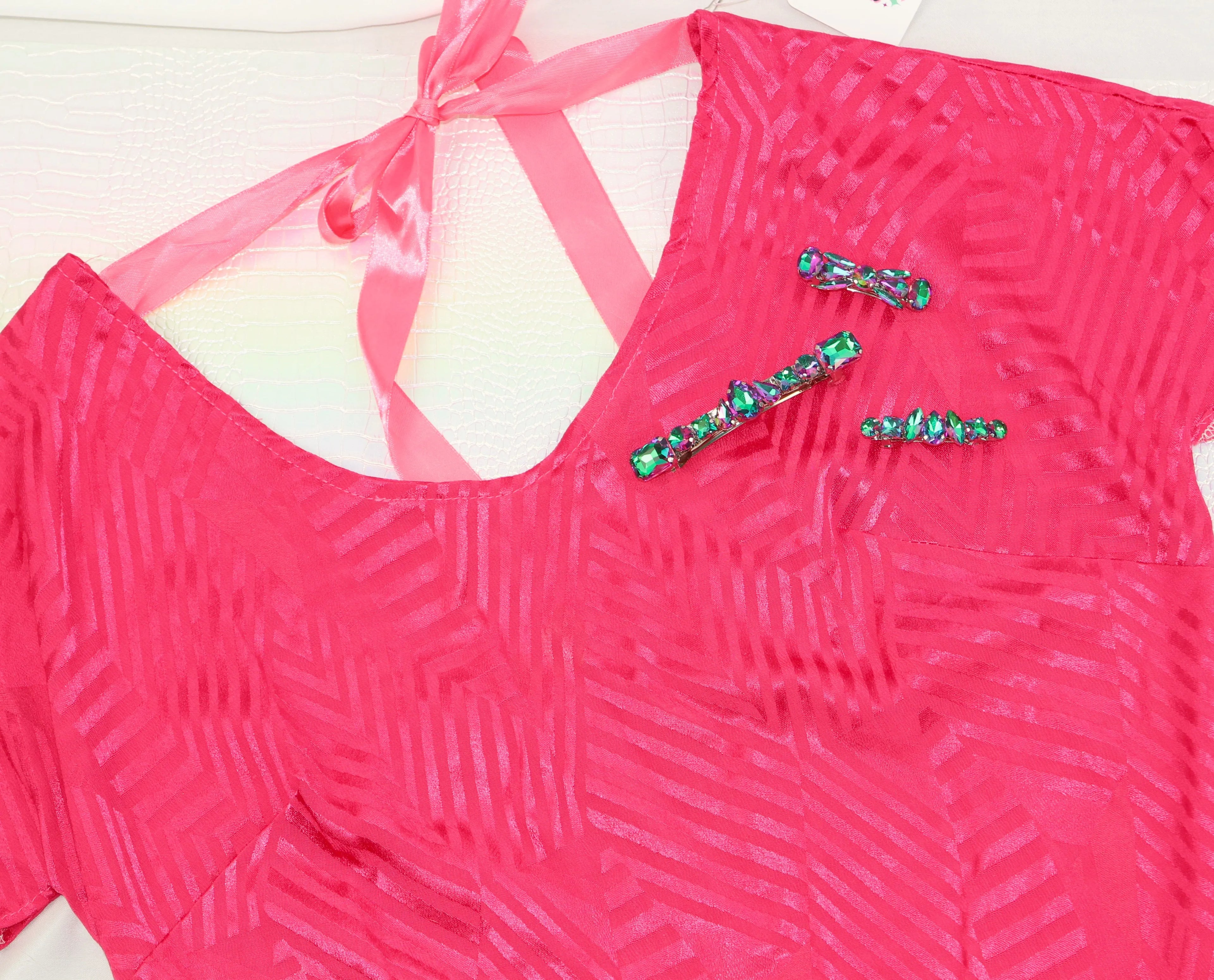Robe Courte Dos Nu "Fuchsia Vintage 90s"
